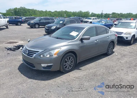 2015 Nissan Altima 2.5 S из США, поврежденный, VIN 1N4AL3AP3FC483764